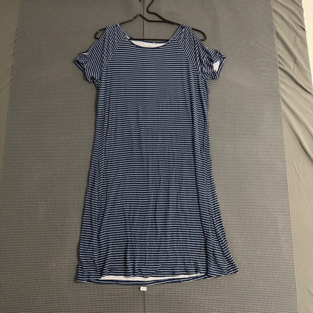 City Streets Womens Navy Blue White Striped Cold Shoulder T-Shirt Dress Medium